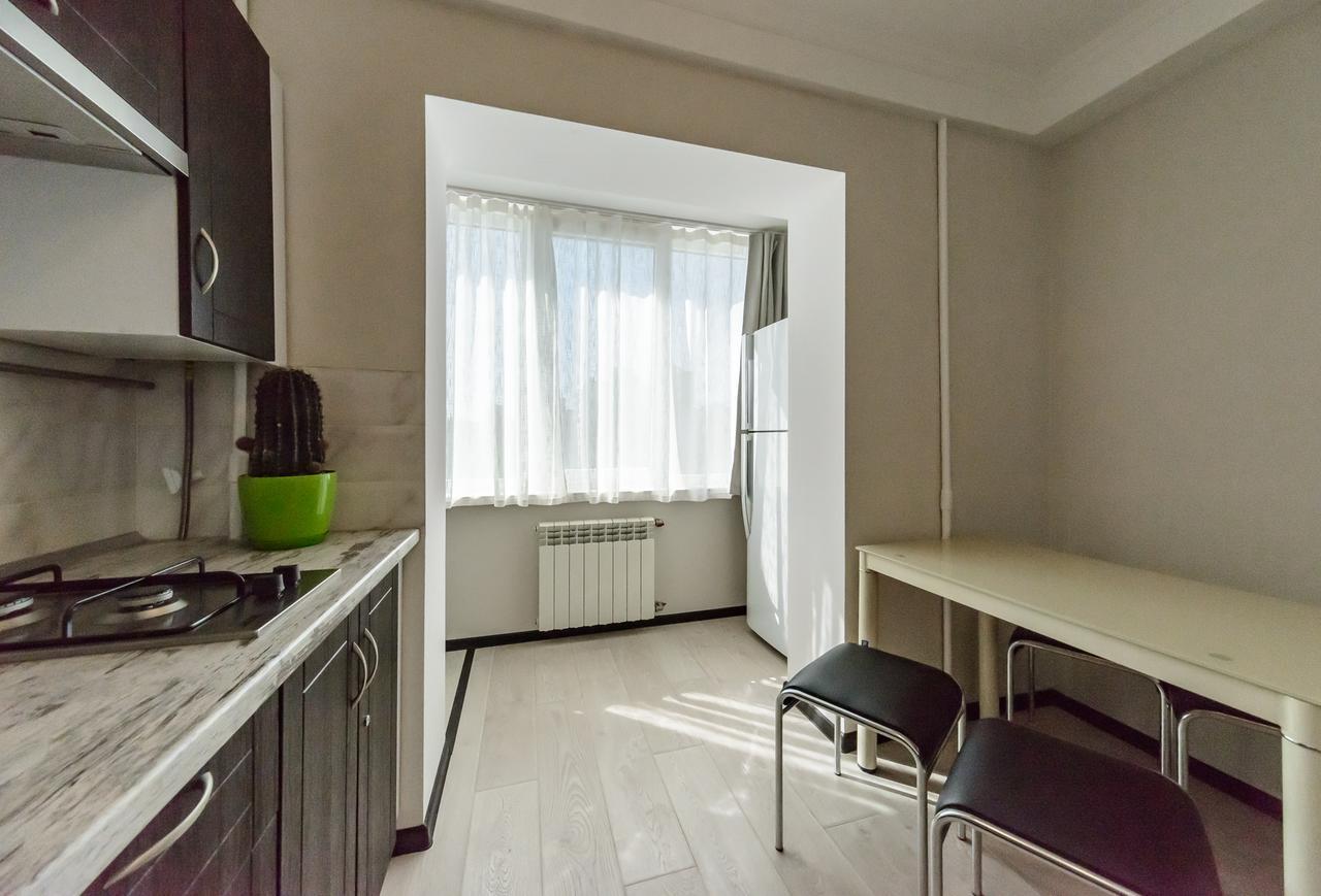 Artal Apartment On Iordanskaya 22 Kiev Exterior foto